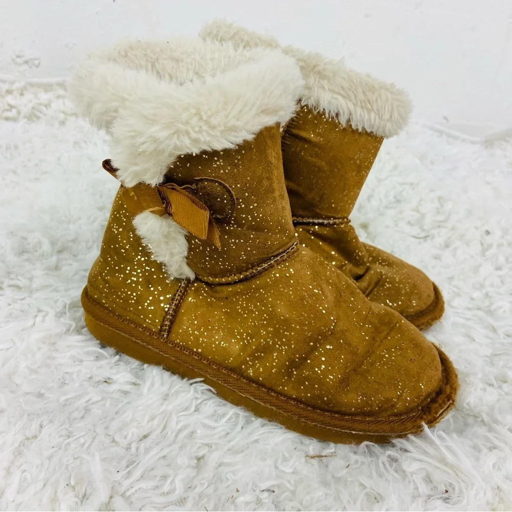 UNBRANDED Cozy Tan Kids glitter sparkly Boots with Bow Accent size 11 / 12